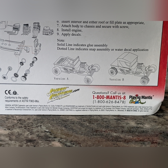 NIB Johnny Lightning 1923 Ford T-Bucket Customizing Kit - Picture 6 of 6